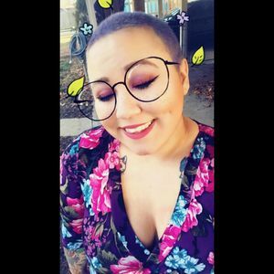 Meet your Posher, Venessa